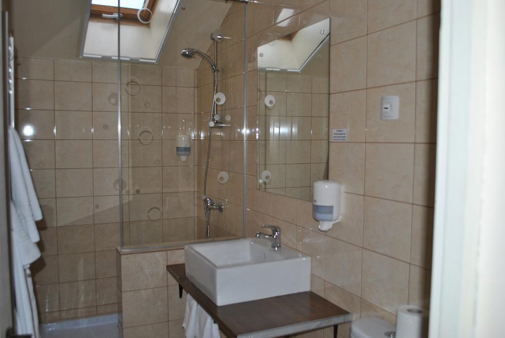 Vila Veche Haţeg Екстериор снимка